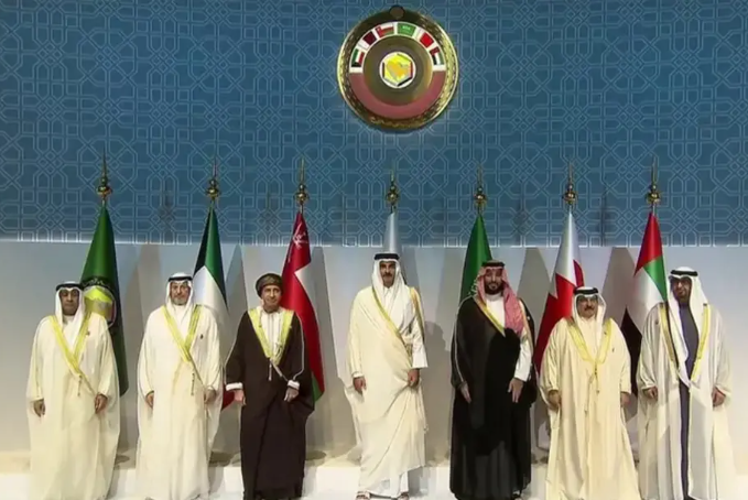 خلیج کونسل سربراہی اجلاس،سلامتی کونسل اسرائیل کومذاکرات کی میزپرواپس لائے: امیرقطر