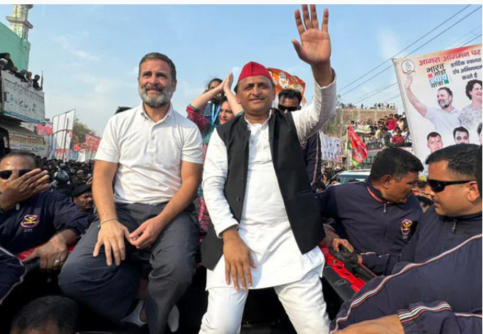 سیٹوں کی تقسیم کے بعد، ایس پی صدر اکھلیش یادو راہل گاندھی کی 'بھارت جوڑو نیا یاترا' میں شامل ہوئے