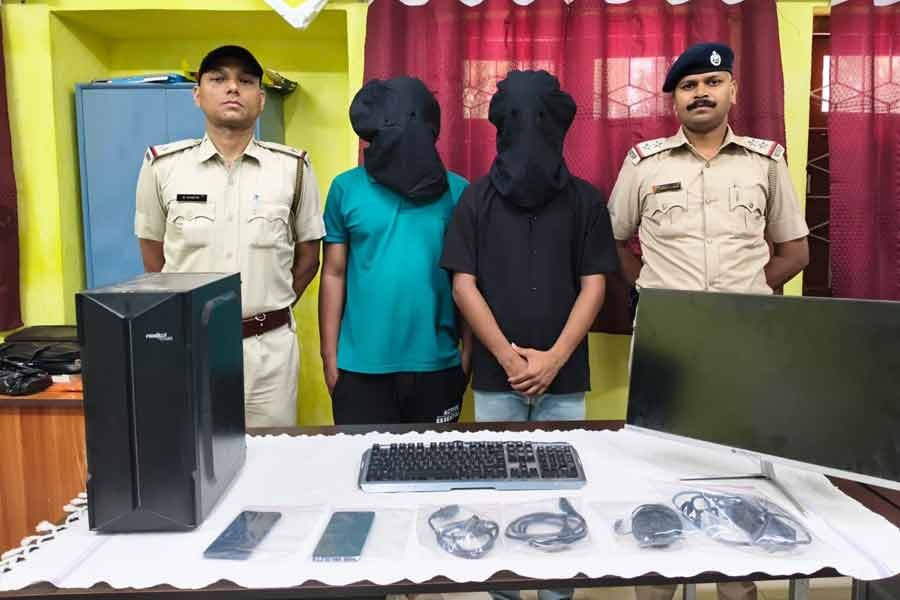 آئی پی ایل میں سٹے بازی کی بڑی رِنگ کا پردہ فاش، 2 گرفتار