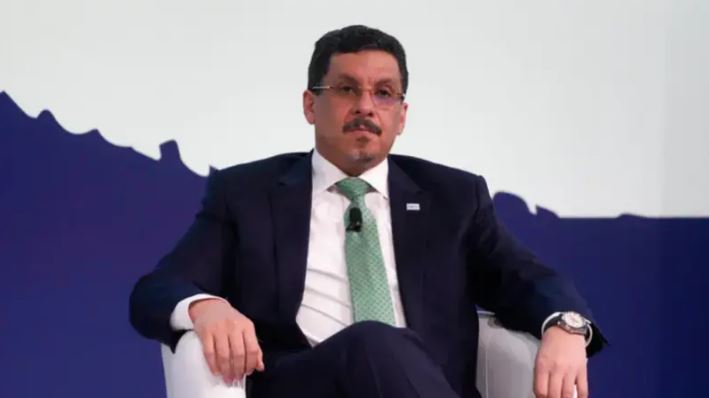 یمن کے وزیر اعظم احمد عوض بن مبارك کا مستعفی ہونے کا اعلان