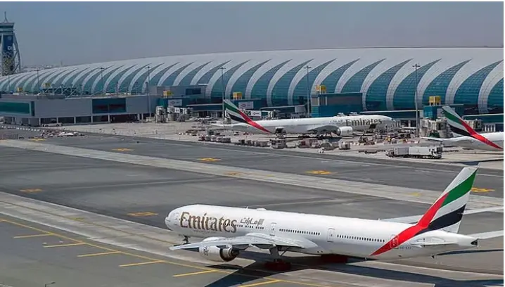 دبئی کے دونوں ایئرپورٹس پر غیرملکی پروازوں کی لینڈنگ معطل