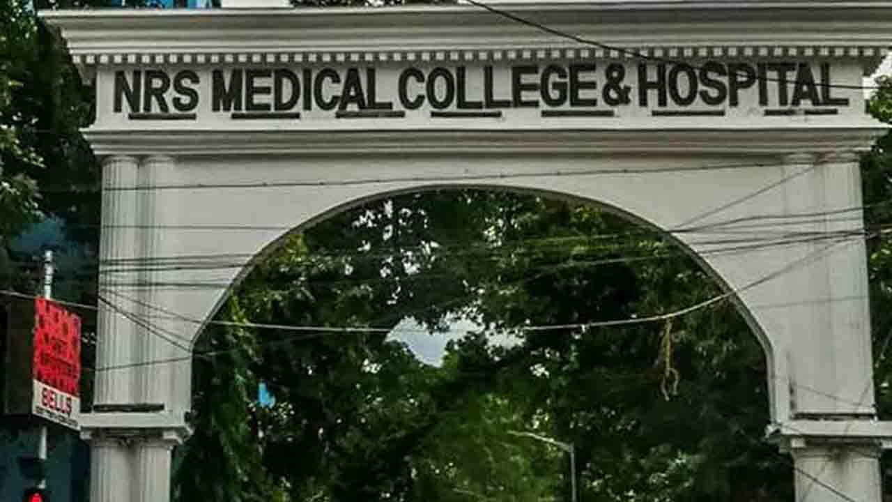 این آر ایس اسپتال میں ڈاکٹروں اور نرسوںکے ساتھ بدسلوکی