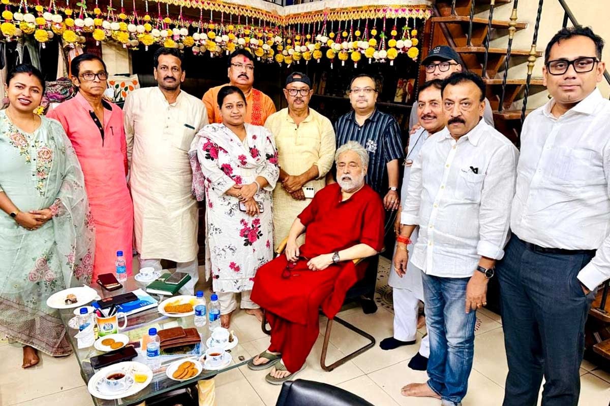 سدیپ بندو پادھیائے کی چائے پارٹی میں کنال گھوش کی شمولیت