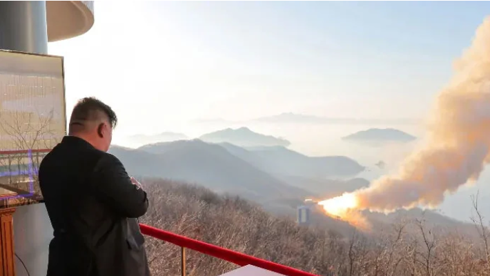 شمالی کوریا کا امریکا تک مار کرنیوالے جدید میزائل انجن کا کامیاب زمینی تجربہ