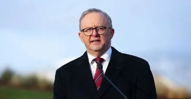 آسٹریلیا میں ایندھن پر عائد ٹیکس نصف کر دیا گیا