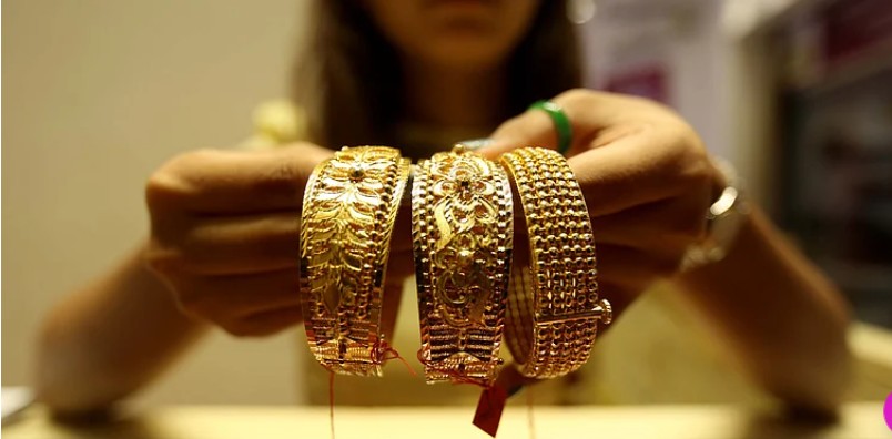 سونے کی قیمت میں 2 ہزار روپئے سے زیادہ اُچھال، چاندی نے بھی دکھائے سخت تیور