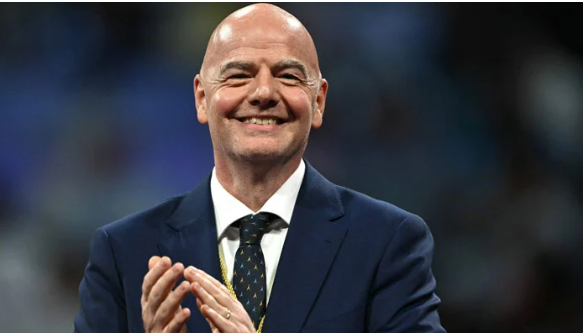 ایران فٹبال ٹیم اپنے گروپ میچز شیڈول کے مطابق امریکا میں کھیلے گی، فیفا صدر