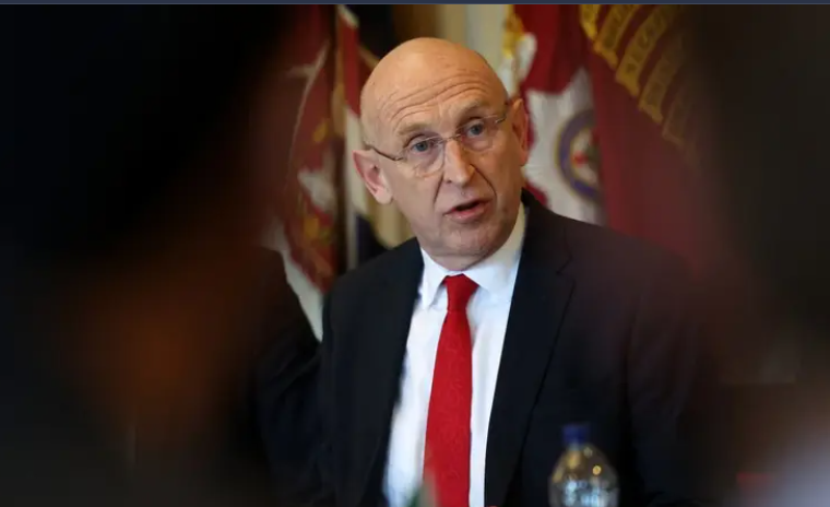 ایرانی حکمت عملی کے پیچھے روس کے پوشیدہ ہاتھ کا امکان مسترد نہیں کرتے: برطانیہ