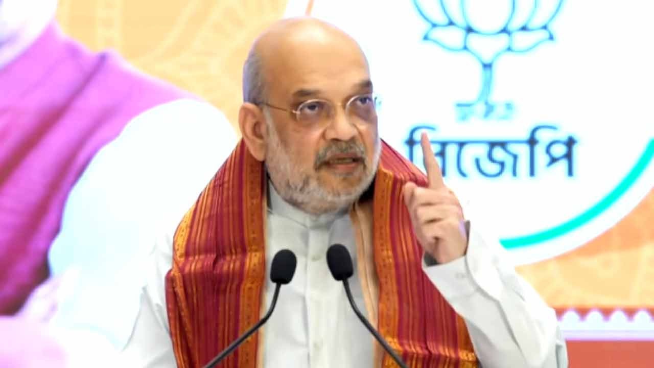 مرکزی وزیر داخلہ امیت شاہ کولکاتا پہنچ گئے،