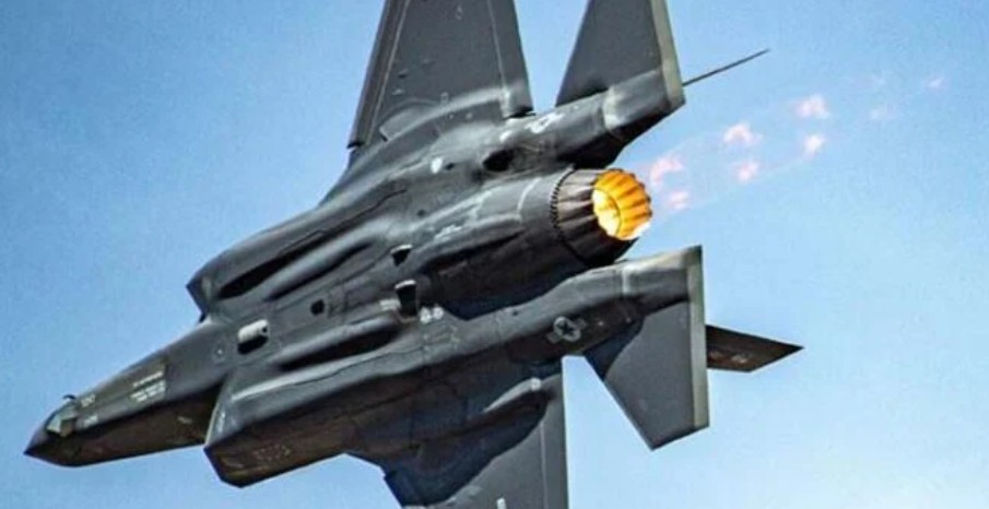 ’امریکی جنگی طیارہ ایف-35 کا پائلٹ ہمارے قبضہ میں، ریسکیو کرنے پہنچے ہیلی کاپٹر کو بھی مار گرایا‘، ایران کا دعویٰ