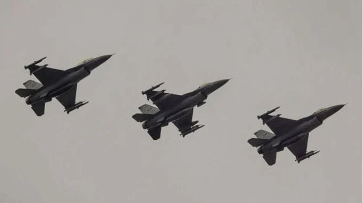 نئے جدید ترین فضائی دفاعی نظام سے 2 طیارے، 5 ڈرون اور 2 کروز میزائل تباہ کیے: پاسداران