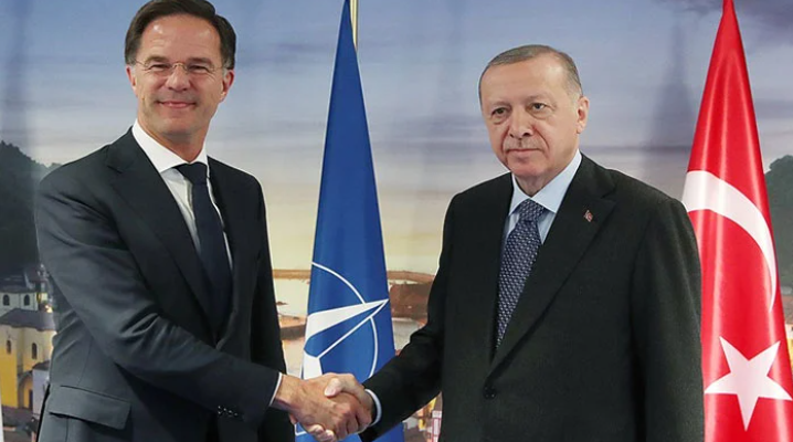 عالمی برادری کو ایران جنگ ختم کرانے کی کوششیں دُگنا کرنا ہوں گی، اردوان