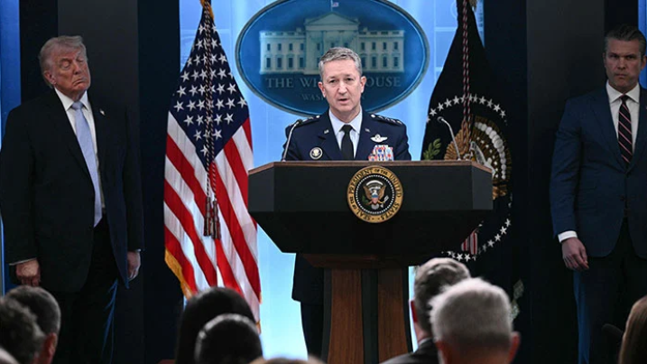 زخمی پائلٹ کو اندازہ ہوا کہ طیارہ لینڈ نہیں کر سکتا تو اس نے دوست علاقے پر لینڈنگ کرلی، جنرل ڈین کین