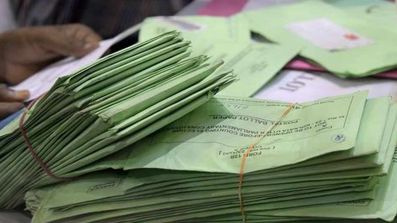 گاڑیوںکے مالکان، ڈرائیور اور ہیلپروں کےلئے پوسٹل بیلٹ کا انتظام