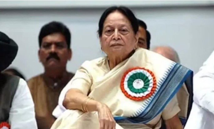 سابق مرکزی وزیر محسنہ قدوائی کو سپرد خاک کر دیا گیا، آخری رسومات میں راہول گاندھی بھی ہوئے شامل