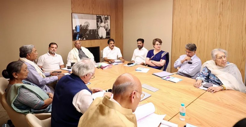 کانگریس مجلس عاملہ کی میٹنگ میں اہم قرارداد منظور، مغربی ایشیا بحران اور خارجہ پالیسی پر مودی حکومت کی سخت تنقید