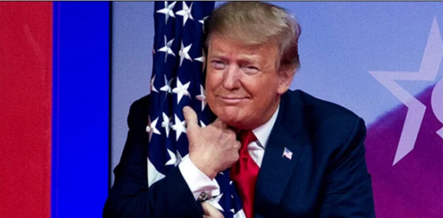 امریکی افواج آبنائے ہُرمز کو ’صاف‘ کر رہی ہیں: صدر ڈونلڈ ٹرمپ