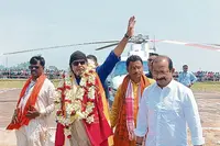 متھن چکرورتی کی ریلی میں لوگوں کی بھیڑ ہی نہیں ہوئی، گاڑی سے اترے بغیر لوٹ گئے