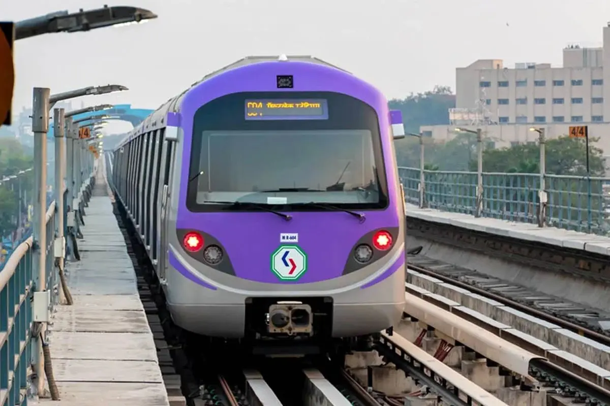 میٹرو سروس میںخرابی سے مسافروںکو ایک بار پھر دشواریوں کا سامنا