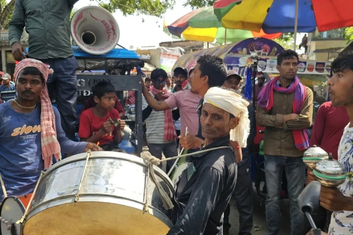 صبح اور شام انتخابی مہم، انتخابات کے نقارے نے بینڈ اور تاشہ پارٹیوں کی چاندی کر دی۔