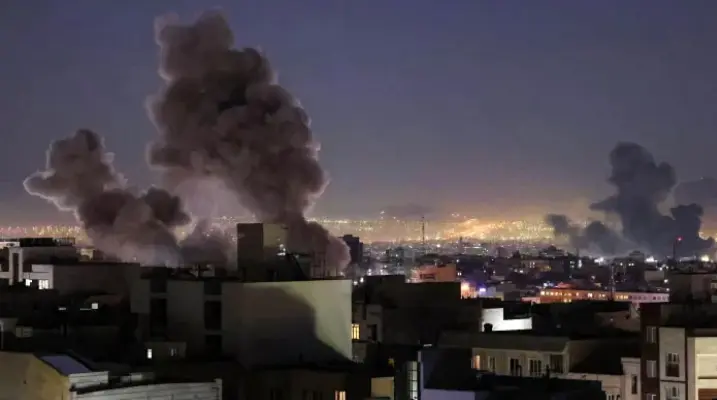 لبنان سیز فائر کی خلاف ورزی، اسرائیلی کی متعدد قصبوں پر شدید بمباری، لبنانی میڈیا