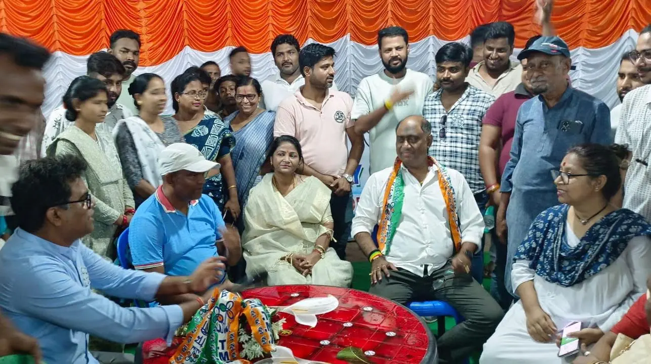 ہوڑہ ضلع کے گھسڑی میں گوتم چودھری کے ہاتھوں ترنمول کانگریس کے دفتر کا افتتاح