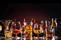 انتخابات سے قبل شراب کی فروخت پر الیکشن کمیشن کی 'پابندی'، جانیں کب بند رہیں گی دکانیں؟