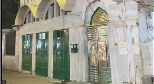 الہ آباد جنکشن: ’سنگ مرمر مسجد‘ کو ہٹانے کا نوٹس جاری، 27 اپریل تک مہلت