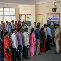 نیو ٹاﺅن میں پرامن چناﺅ کےلئے لوگوں نے انتظامیہ سے رابطہ کیا