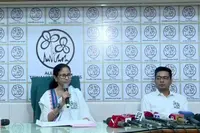 کیسے چل رہے ہیں انتخابات؟ صبح سے ہی کالی گھاٹ کے ’وار روم‘ سے ممتا اور ابھیشیک