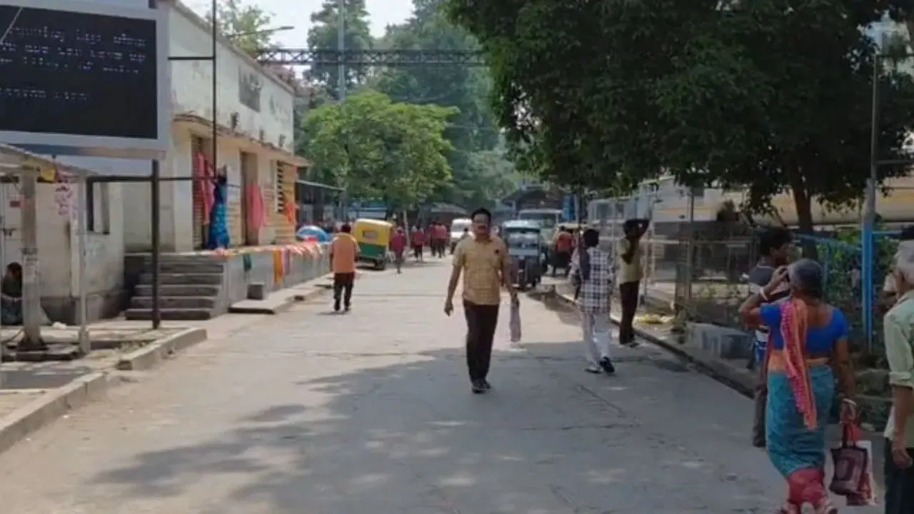 ووٹر لسٹ میں نام نہ ہونے اور بوتھ سلپ نہ ملنے پر بوڑھی خاتون نے خودکشی کر لی