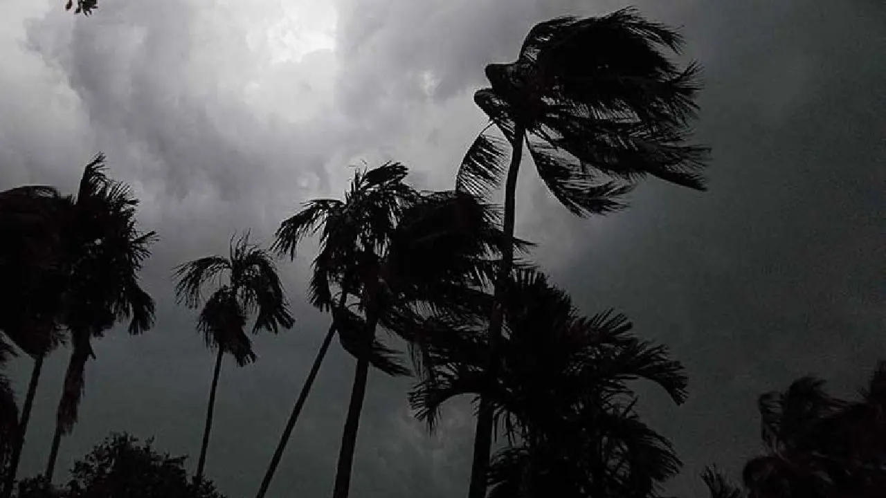 شدید گرمی کے بعد اب محکمہ موسمیات نے بارش کی خبر سنائی