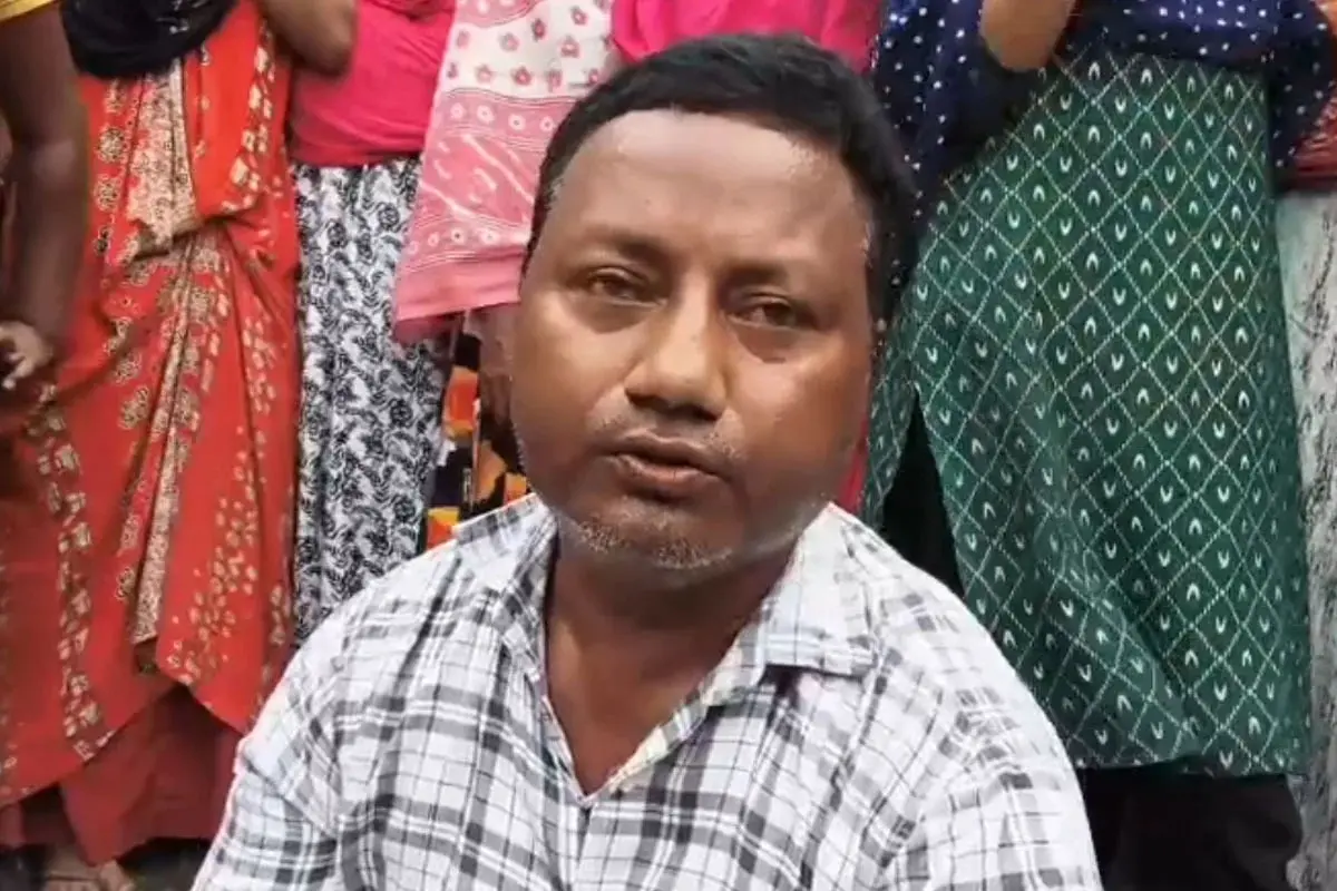 ووٹر سلپ چناﺅ کے ایک دن بعد ملنے پر بی ایل اوکا گھیراﺅ