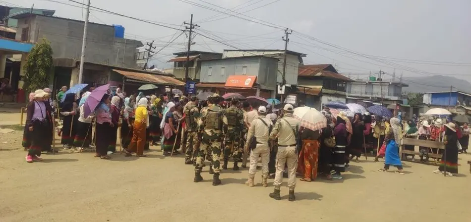 منی پور میں تازہ جھڑپوں میں تین کی موت