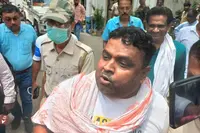 ترنمول کونسلر کو گرفتار کر لیا گیا، ان پر پولس کے کام میں مداخلت کا الزام