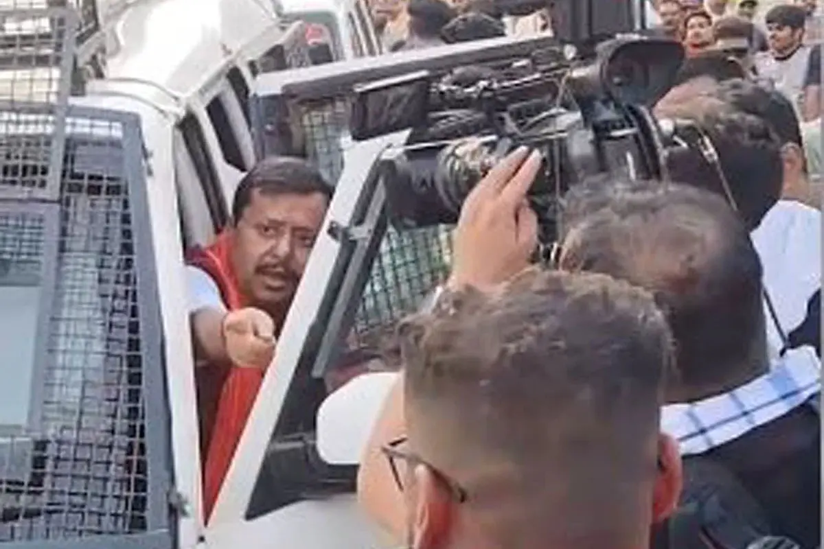 بی جے پی کے نیشنل صدر نیتن نوین پر انتخابی مہم کےلئے سی آر پی ایف کی گاڑی استعمال کرنے کا الزام