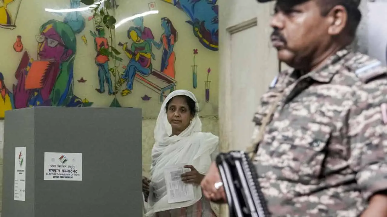 بنگال انتخابات میں نہ کوئی ہلاکت، نہ بم دھماکے : الیکشن کمیشن