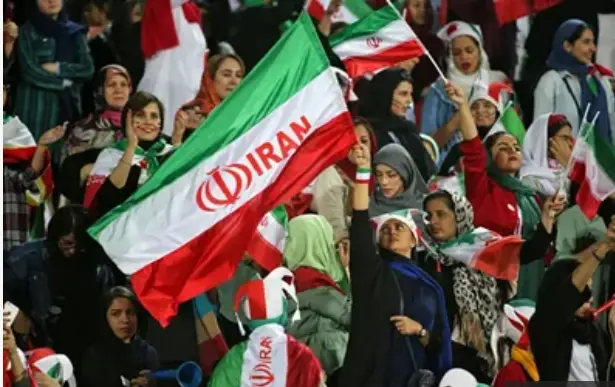 ایران فُٹبال ورلڈ کپ کے میچز امریکہ میں کھیلے گا: فیفا صدر