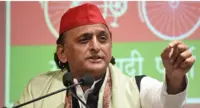 ایل پی جی قیمتوں میں اضافہ: اکھلیش یادو کا بی جے پی پر حملہ، پوچھا- ’مہنگائی پر کب پیش ہوگی مذمتی قرارداد؟‘