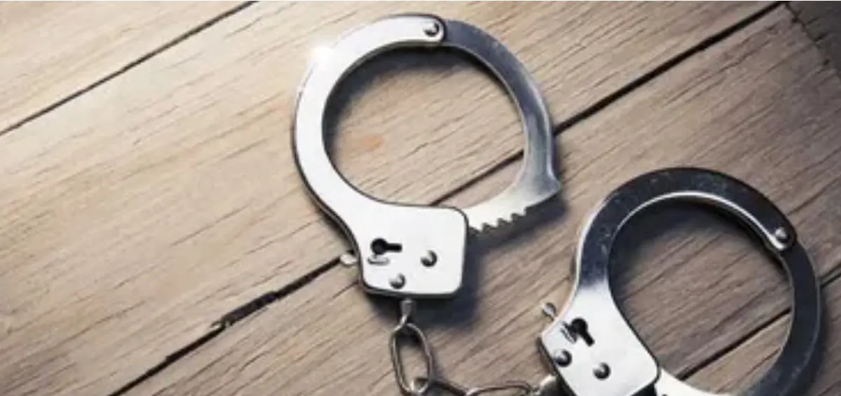 فلور میں بائبل کی بے حرمتی کے الزام پر کشیدگی، گھریلو جھگڑے کے بعد شوہر گرفتار