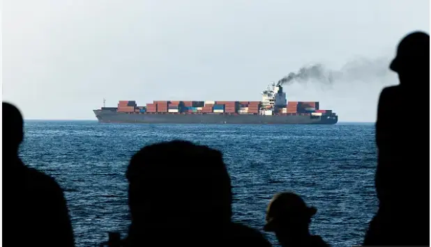 امریکہ نے توسکا نامی ایرانی جہاز عملے سمیت پاکستان کے حوالے کر دیا، ترجمان امریکی سینٹ کام