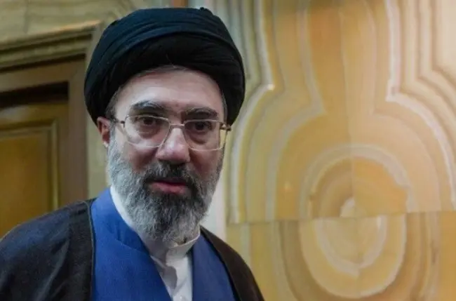ایران کے رہبرِ اعلٰی مجتبیٰ خامنہ ای سے صدر مسعود پزشکیان کی ملاقات