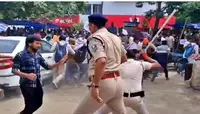 پٹنہ میں بی پی ایس سی اساتذہ بھرتی کو لے کر امیدواروں کا شدید احتجاج، پولیس کا لاٹھی چارج