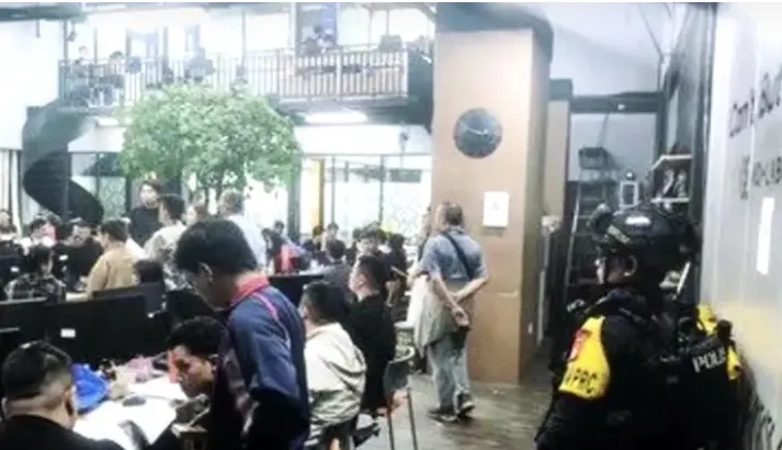 انڈونیشیا، آن لائن جوئے کا بڑا نیٹ ورک پکڑا گیا، 321 غیر ملکی گرفتار