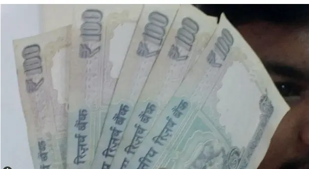 مہنگائی کے لیے رہیں تیار! ایف ایم سی جی بحران کے سبب صابن، بسکٹ اور راشن کی قیمتوں میں اضافے کا اندیشہ