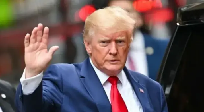 ڈونلڈ ٹرمپ سوشل میڈیا پر 8 ہزار 800 پوسٹیں کر چکے، وال اسٹریٹ جرنل