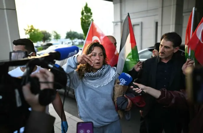 غزہ امدادی فلوٹیلا، اسرائیلی ملک بدری کے بعد کارکنوں کا پہلا گروپ ترکیہ پہنچ گیا