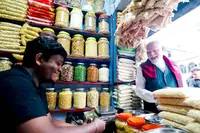 جھاڑگرام میں وزیر اعظم نریندر مودی کو جھال موڑی کھلانے والے دکاندار کو ملی دھمکی