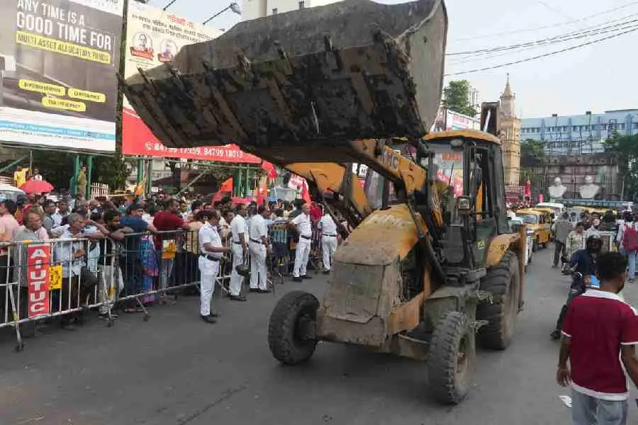 اجاڑے جانے والے ورکروںنے باز آبادکاری کی مانگ کی