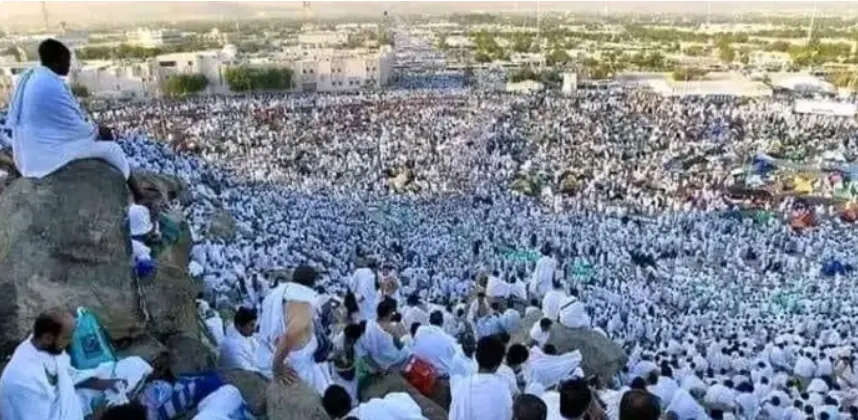 مناسکِ حج کا باقاعدہ آغاز ہوگیا، لاکھوں عازمینِ حج منیٰ پہنچنا شروع